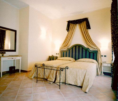 Hotel Urbano V Montefiascone Værelse billede